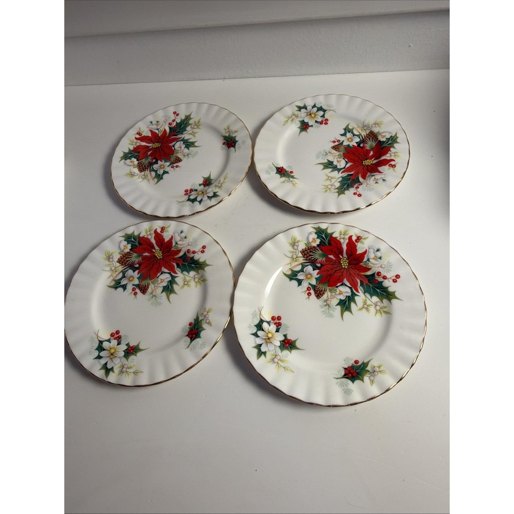 VTG Set Of 4 Royal Albert Poinsettia Yuletide Bread/Dessert Plates